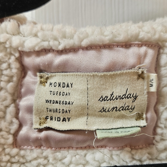 Anthropologie Saturday Sunday Plush Hooded Short Robe - Picture 10 of 11